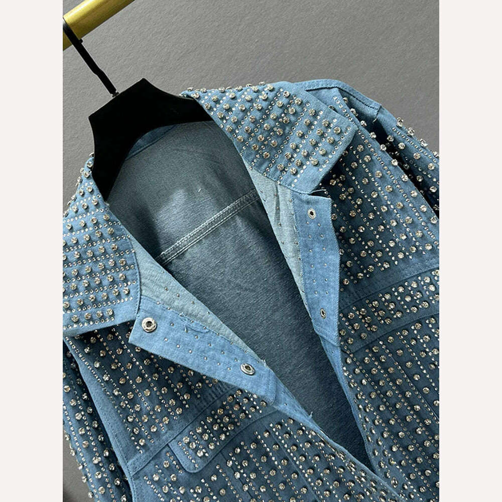 [EWQ] Streetwear Patchwork Rivet Denim Jacket Women Fashion Lapel Long Sleeve Loose Coats Female Outerwear 2023 Autumn New Trend - KIMLUD