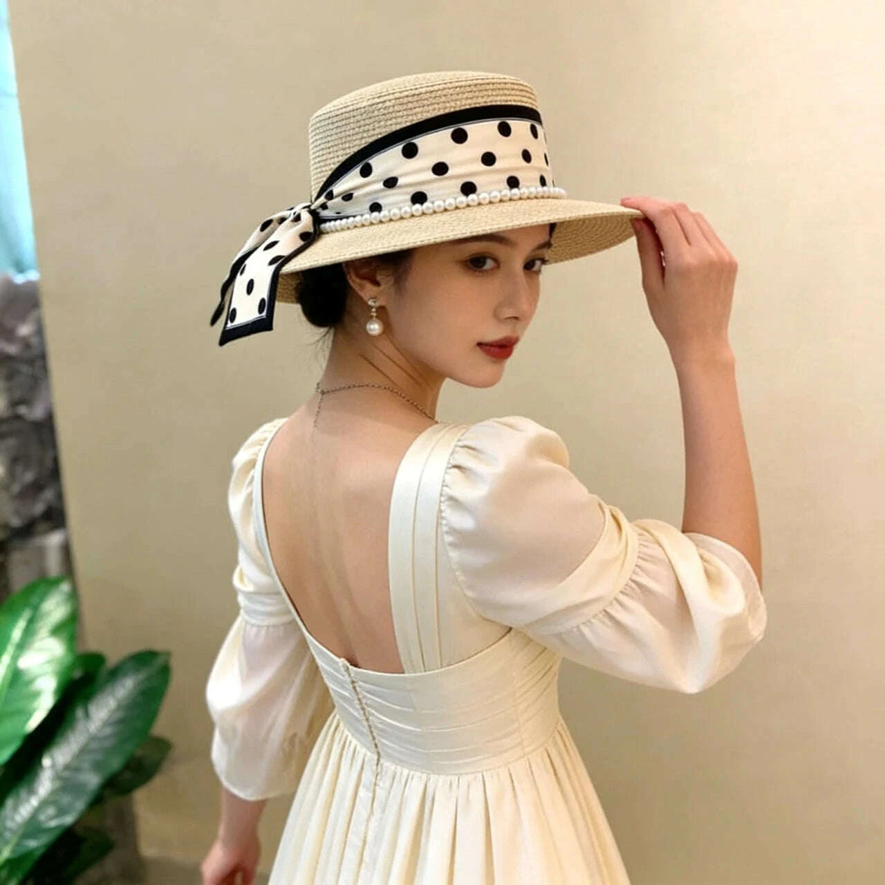 Fashion Straw Hat for Women Dot Ribbon Pearl Summer Wide Brim Sunshade Dome Basin Hats Franch Lady Elegant Travel Beach Sun Cap