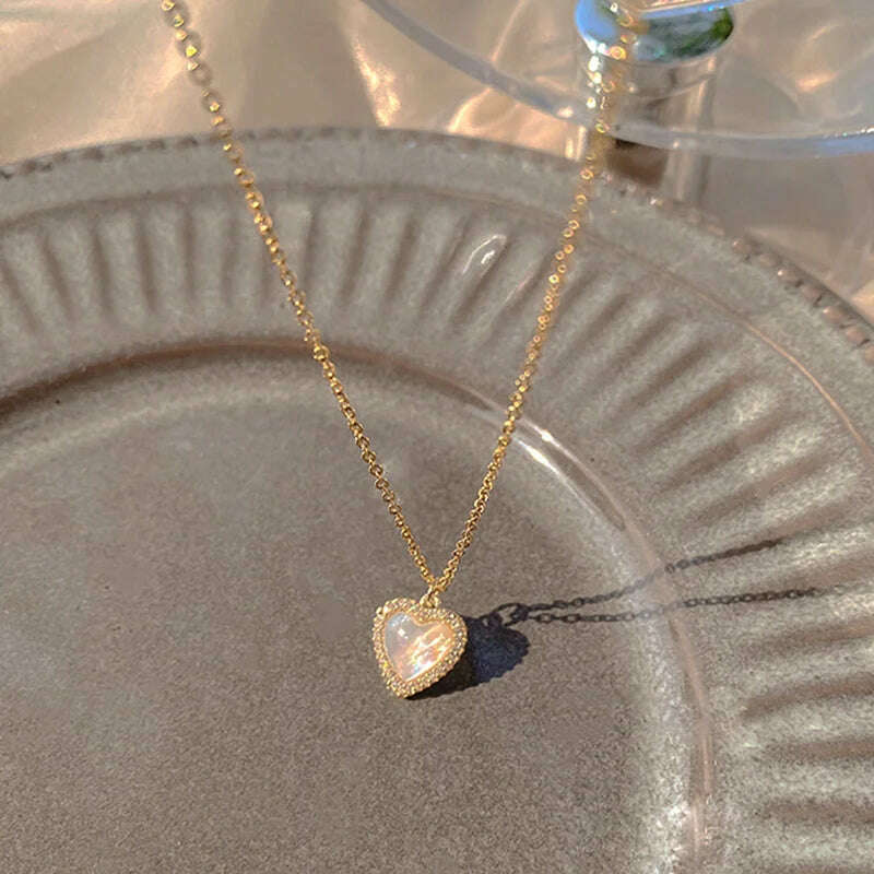 Fashion Tiny Heart Choker Necklace for Women Short Chain Shape Pendant Collares Necklace Ethnic Bohemian Jewelry Kolye Gift - KIMLUD