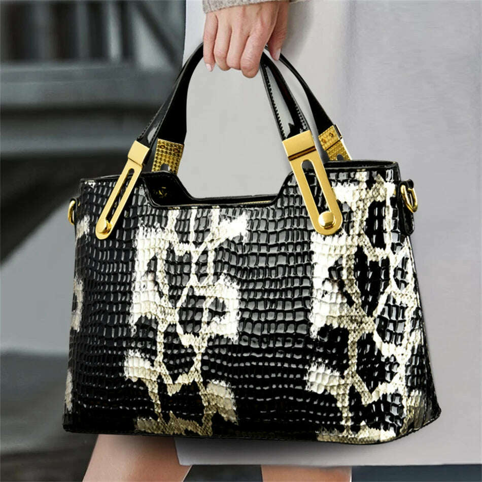 Fashion Trend Noble Women Handbag Python Pattern Luxury Ladies Party Handbag and Purse Elegant Wedding Party Casual Tote 2023 - KIMLUD