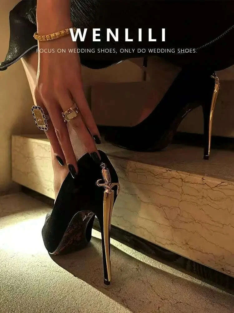 High Heels, Pointed Red Sole, Sharp Blade, Scepter, Patent Leather, Metallic, Sexy, Ladies in Arms, High-end Black Single Shoes
