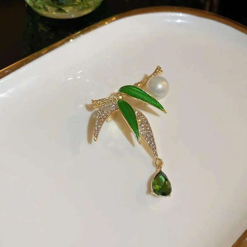 KIMLUD, Lucky Grass To Prevent Walking Brooch Four-leaf Clover Vintage Emerald Color Brooch Female Wedding Suit Jewelry Accessories, DY0808-11, KIMLUD Women's Clothes