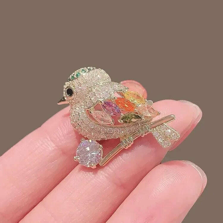 KIMLUD, Lucky Grass To Prevent Walking Brooch Four-leaf Clover Vintage Emerald Color Brooch Female Wedding Suit Jewelry Accessories, WA7152-1, KIMLUD Women's Clothes