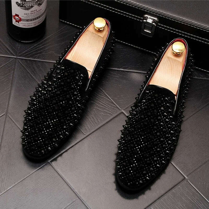 Luxury Brand Men's Fashion Rivets Shoes Black Punk Flats Loafers Men Handmade Spiked Man Party Wedding Shoes Soft Moccasins - KIMLUD