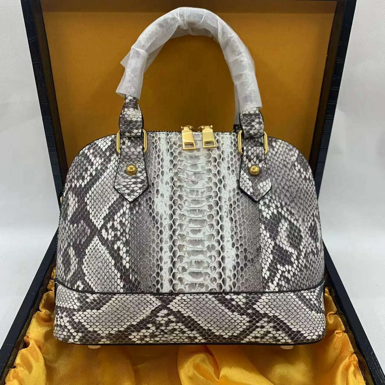 KIMLUD, Luxury Brand Women's Bag Noble Snake Shell Bag European And American Fashion Personalized Bag Famous Designer Handbag For Women, WHITE, KIMLUD Women's Clothes