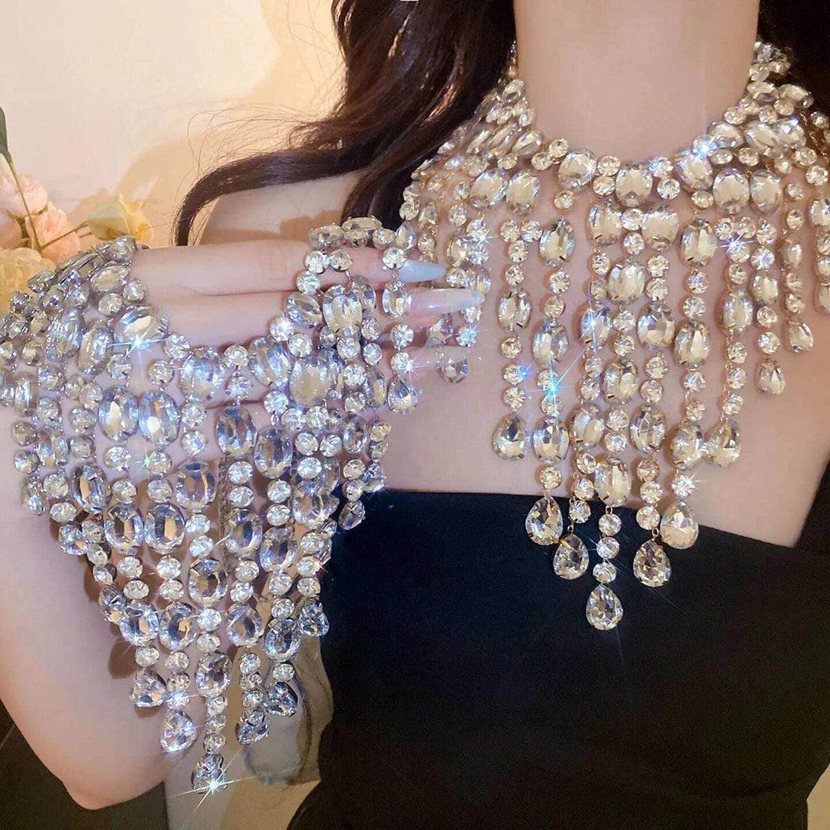 Luxury Tassel Water Drop Rhinestone Choker Necklace for Women Oversized Sparkly Elegant Evening Party Wedding Statement Jewelry