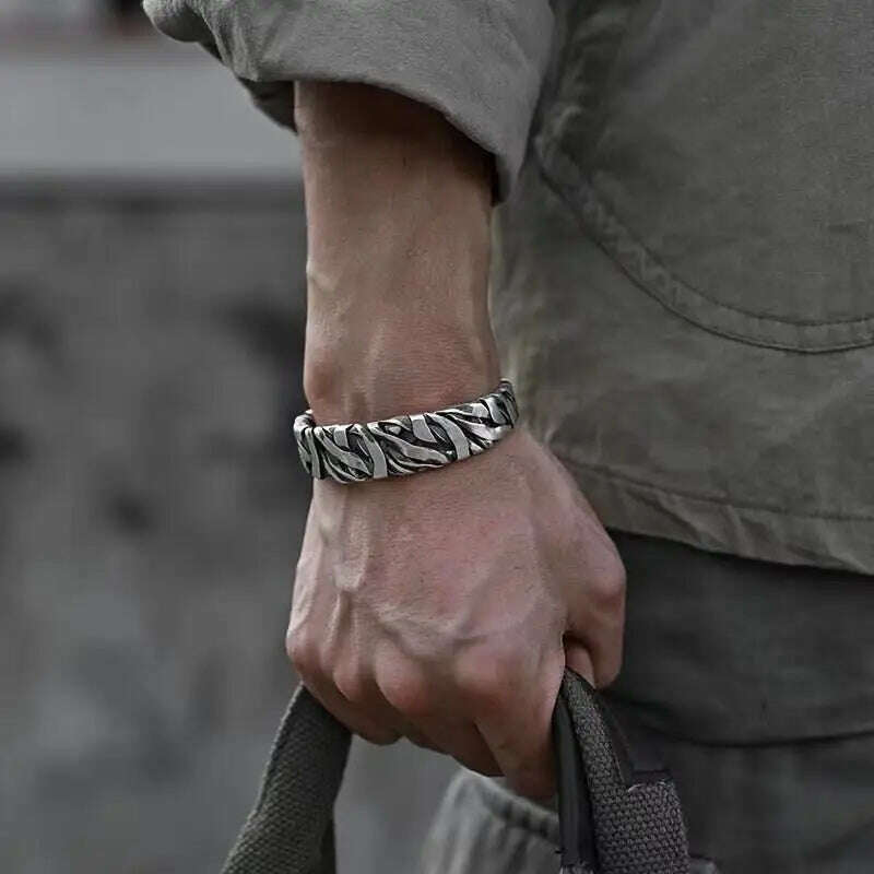 Men's Personalized Retro Ethnic Animal Pixiu Bangles Men Women Cuff Bracelets Casual Jewelry Gifts - KIMLUD