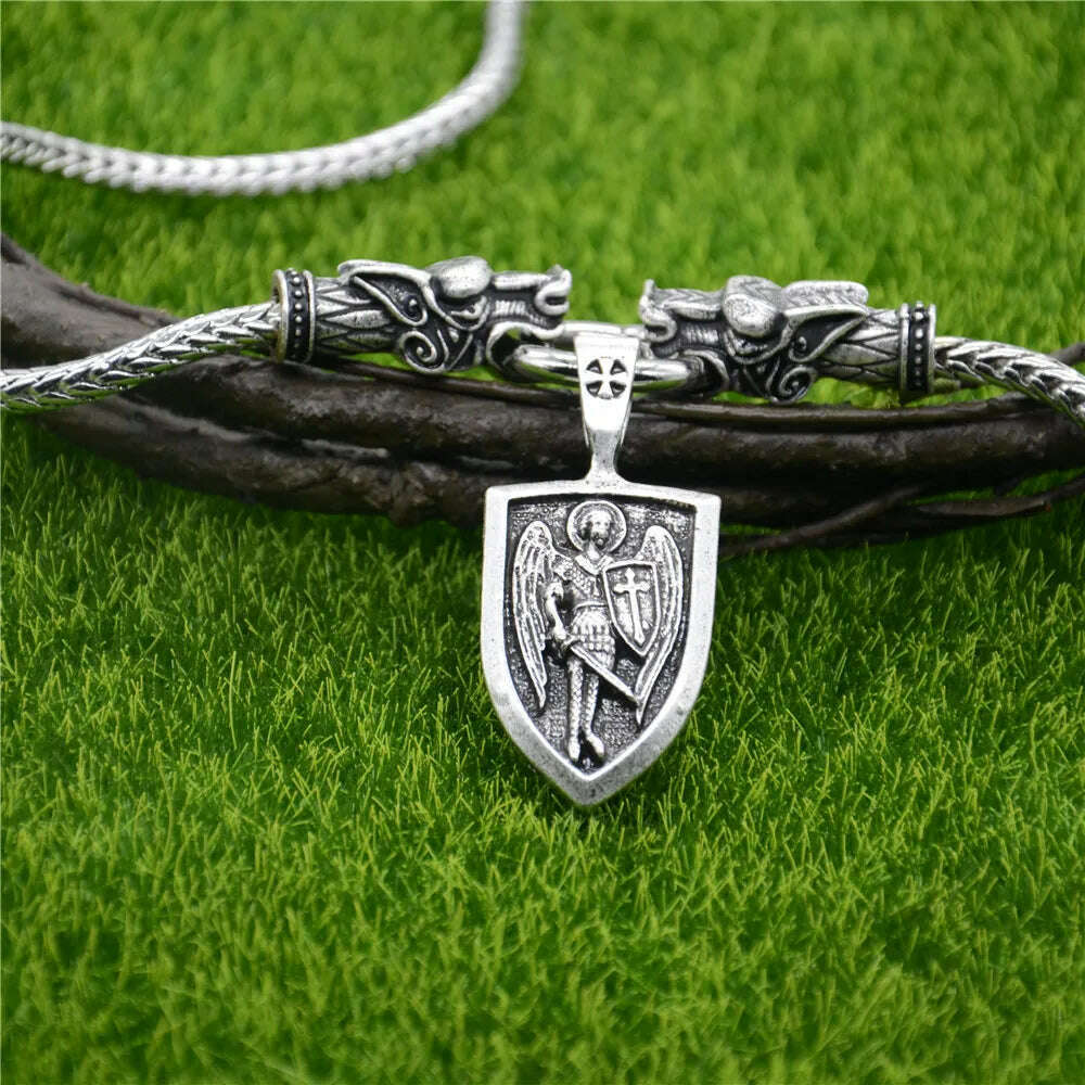 Nostalgia Archangel Michael Protect Us Saint Shield Pendant Wolf Head Amulet Talisman Metal Chain Viking Necklace Accessoires - KIMLUD
