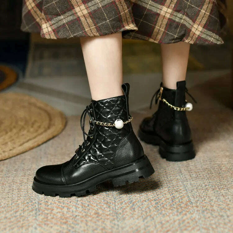 Ochanmeb 2022 Winter New Natural Genuine Cow Leather Boots for Women Luxury Brand Chain Pearl Quilted Boots Mixed Color Shoes 40 - KIMLUD