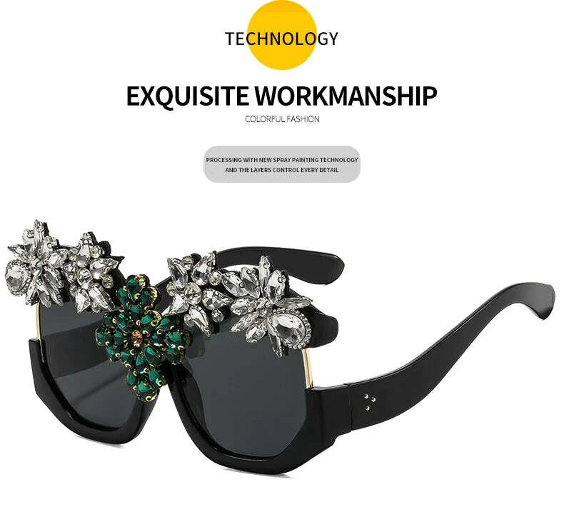 Oversized Floral Rhinestone Sunglasses Women Exaggerated Luxury Statement Eyewear for Retro Party Fashion Show V400