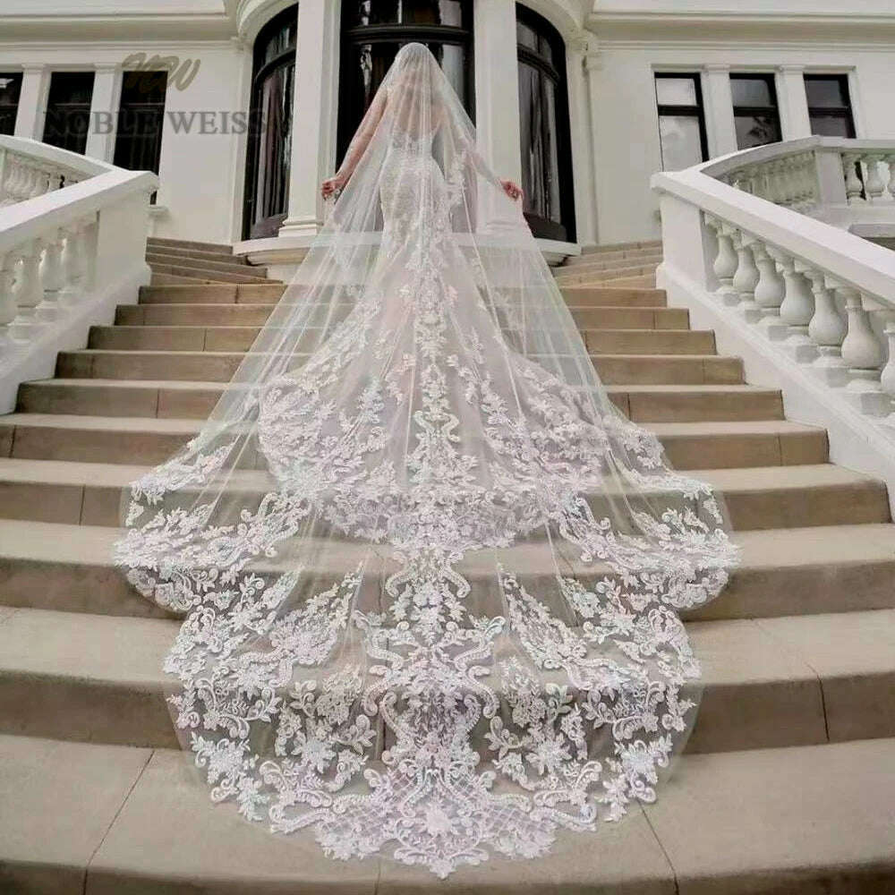 1T Appliques Lace Wedding Veil Long Veil Cathedral Bridal Veils - KIMLUD