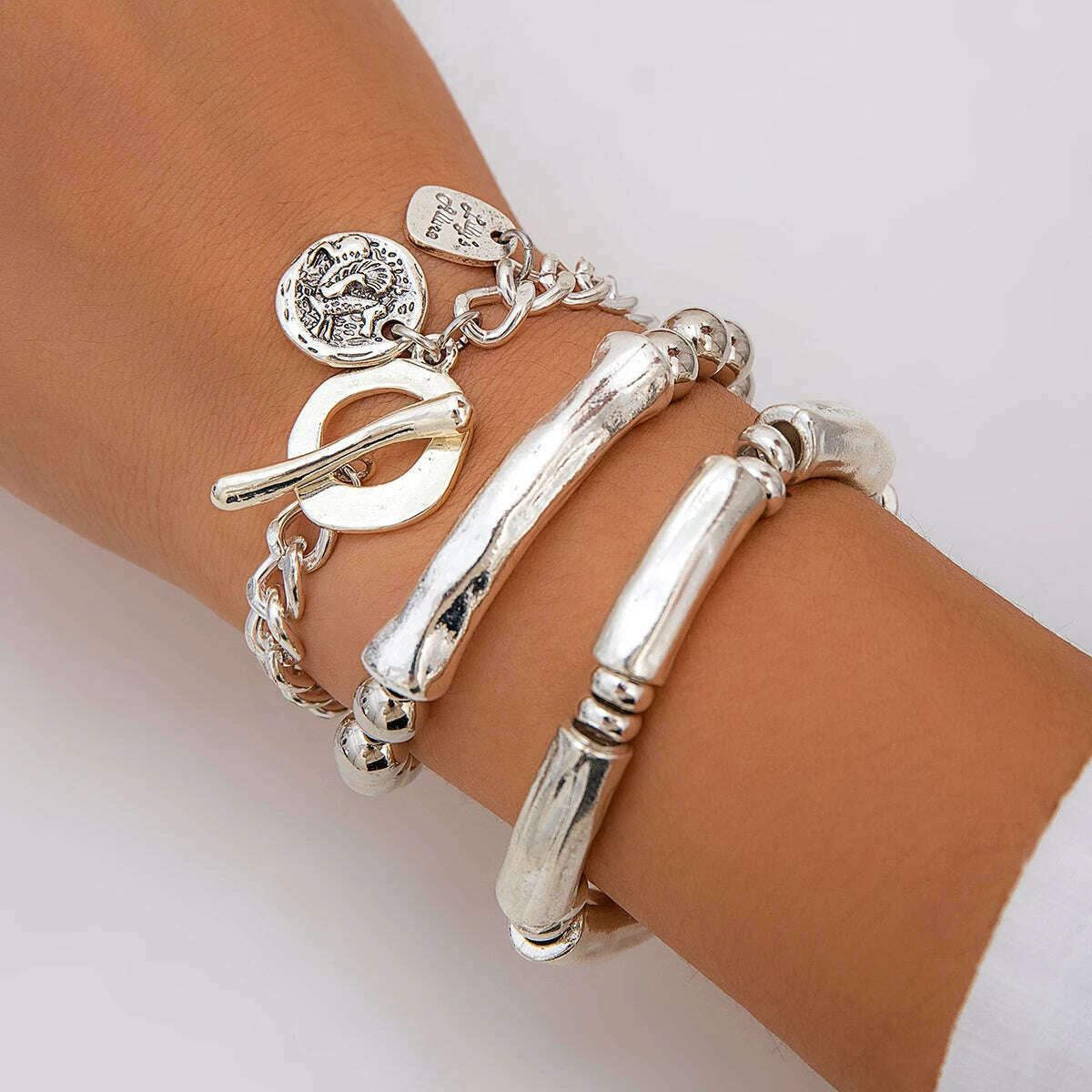 Ingemark 4Pcs/Set Vintage OT Buckle Coin Pendant Bracelet for Women on Hand Goth Open Charm Bangles Couple Friends Jewelry Gift - KIMLUD