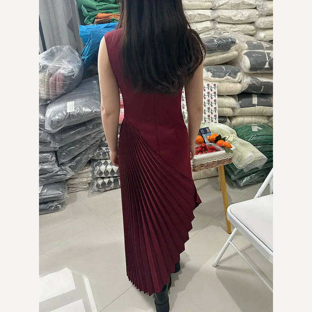 VKBN News Party Evening Dresses Women Casual Off The Shoulder Sleeveless O-Neck Red Banquet Folds Wedding Dresses for Female - KIMLUD