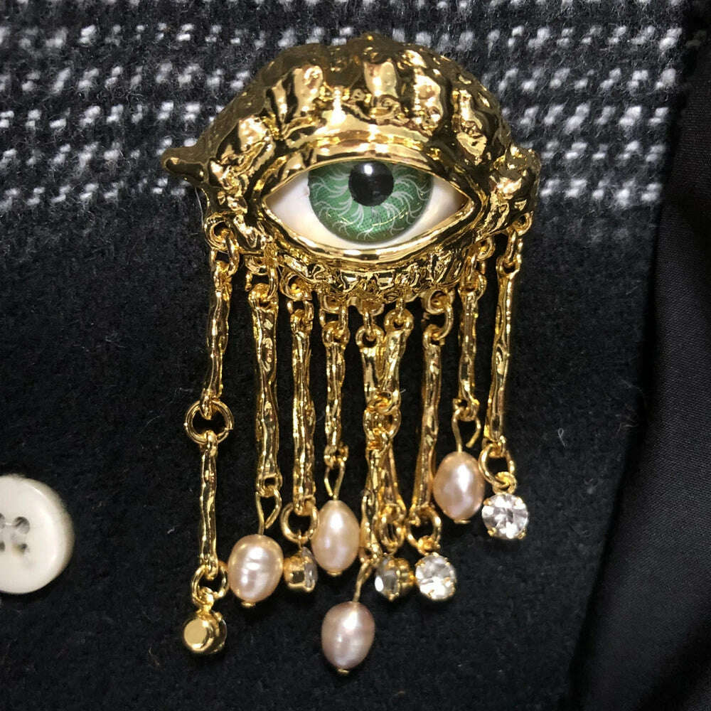 KIMLUD, Women Men Vintage Eyes of Demon Brooch Pins Exaggerated Trendy Style Imitated Pearl Delicate Tassels Metal Badge Jewelry, 1 pcs brooch pin, KIMLUD Women's Clothes