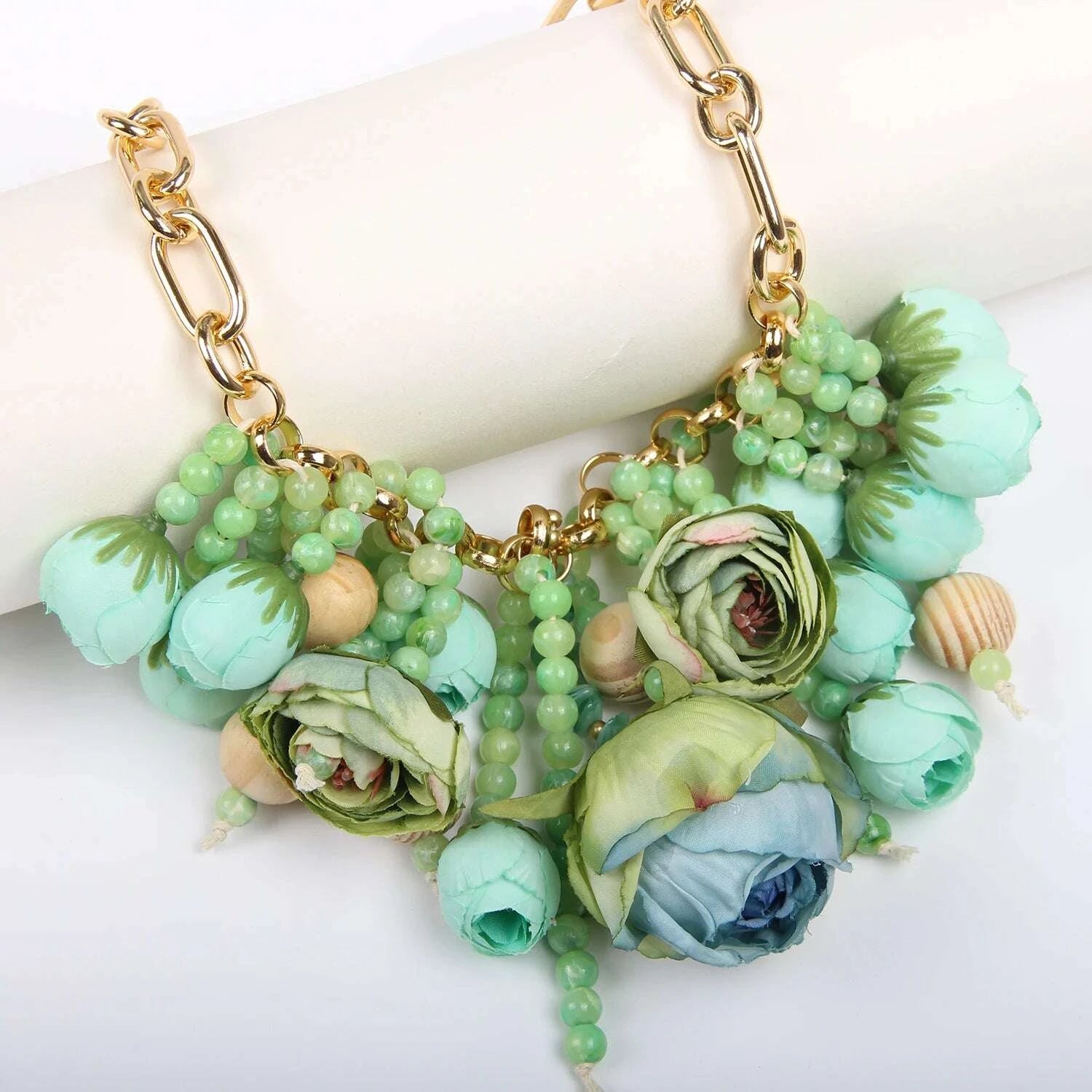 Statement Three-dimensional Rose Cluster Beads Necklace for Women Girl Wedding Party Jewelry