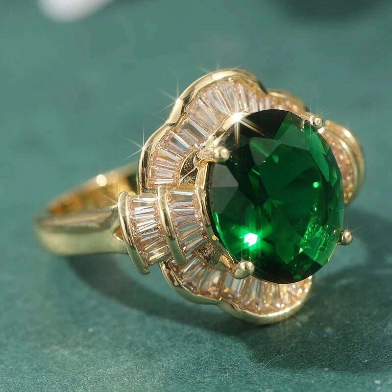 Vintage Temperament Inlaid Oval Synthetic Emerald Golden Rings for Women's Fashion Classic Banquet Festival Jewelry Accessories