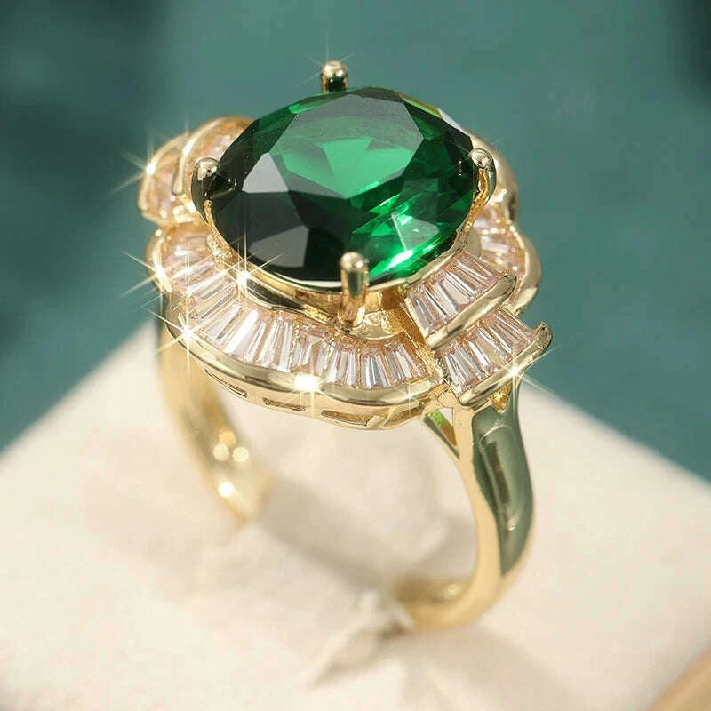 Vintage Temperament Inlaid Oval Synthetic Emerald Golden Rings for Women's Fashion Classic Banquet Festival Jewelry Accessories
