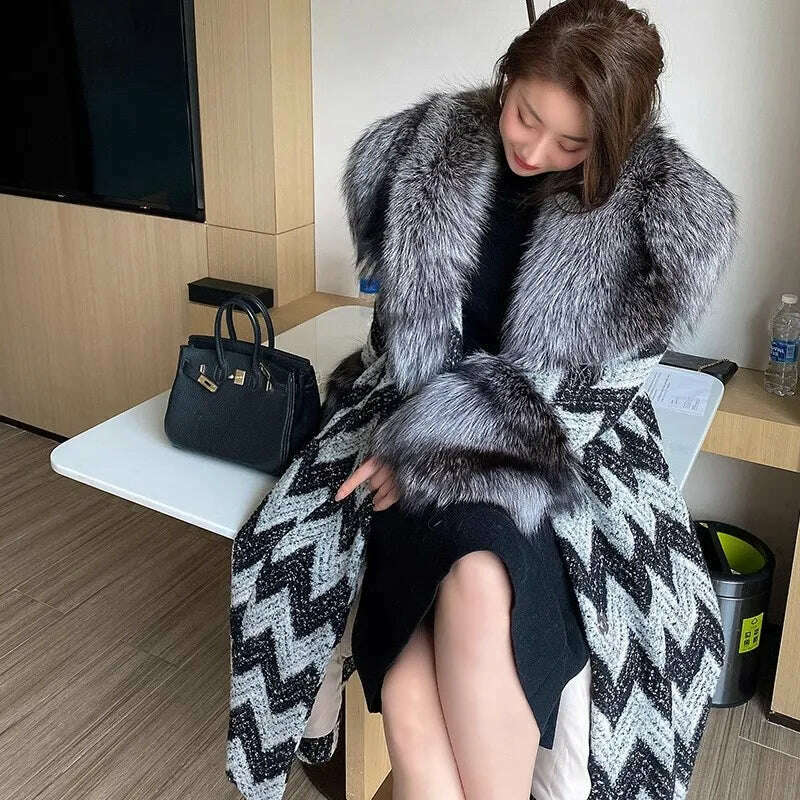 Winter super fluffy warm real fox fur collar down jacket cotton coat leather collar sleeve real fur universal scarf - KIMLUD