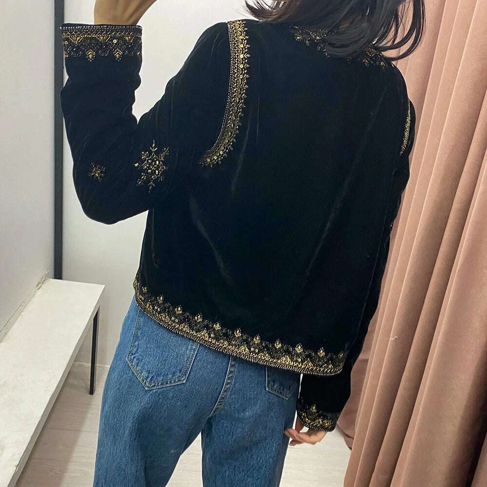Women's Retro Palace Style Heavy Industry Embroidery Sequins Decorative Velvet Short Cardigan Jacket Autumn And Winter - KIMLUD