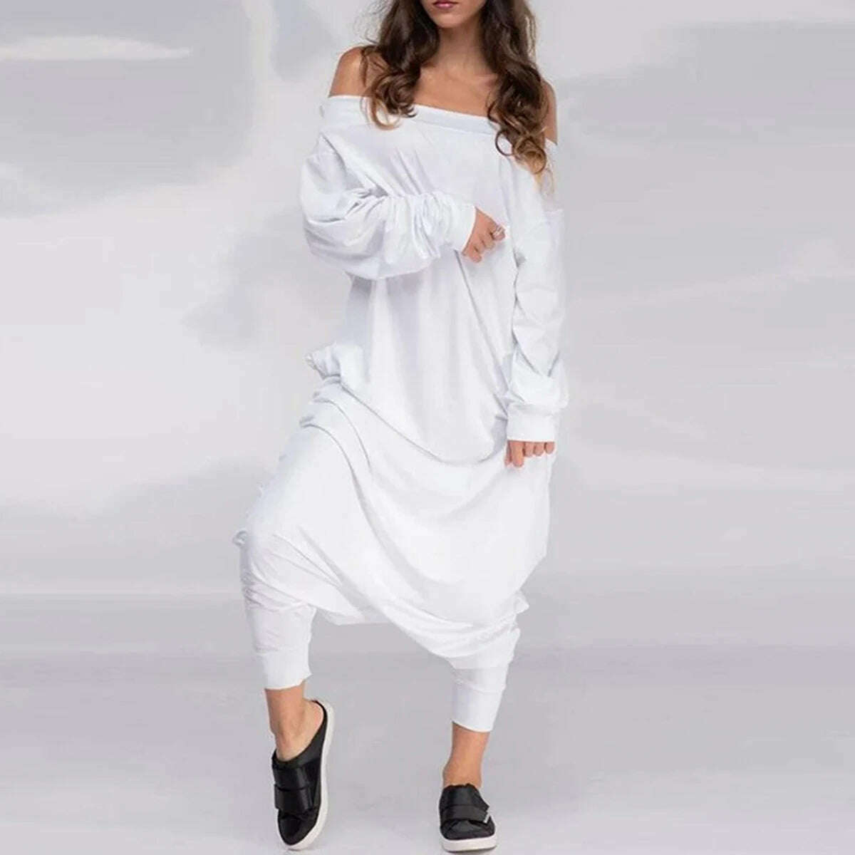 KIMLUD, Yeezzi Fashion Female Simple Black Casual Loose Solid Color Long Sleeves Pockets Off-The-Shoulder Jumpsuits for Women 2022 New, KIMLUD Womens Clothes
