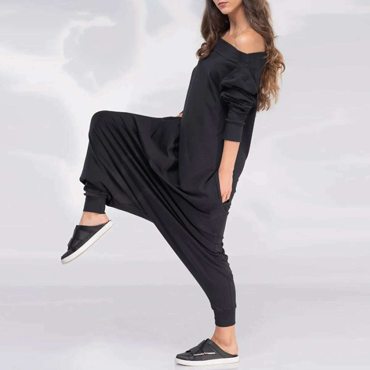KIMLUD, Yeezzi Fashion Female Simple Black Casual Loose Solid Color Long Sleeves Pockets Off-The-Shoulder Jumpsuits for Women 2022 New, KIMLUD Womens Clothes